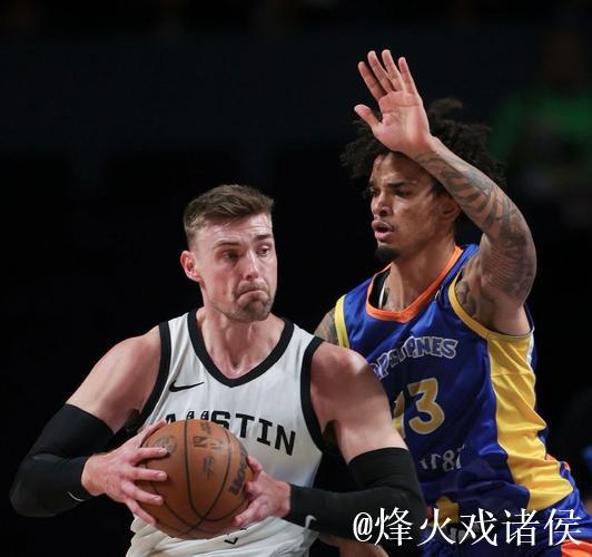 埃尔弗里德-佩顿加盟马刺发展联盟的附属球队奥斯汀马刺队 埃尔弗里德-佩顿加盟马刺发展联盟的附属球队奥斯汀马刺队