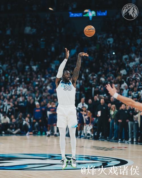 兰德尔关键球助森林狼力克太阳，开拓者战胜老鹰