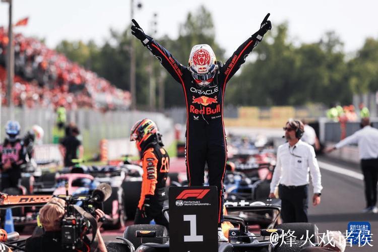 F1圣保罗站:诺里斯夺冠,维斯塔潘维修区发车逆袭获季军 F1圣保罗站:诺里斯夺冠,维斯塔潘维修区发车逆袭获季军